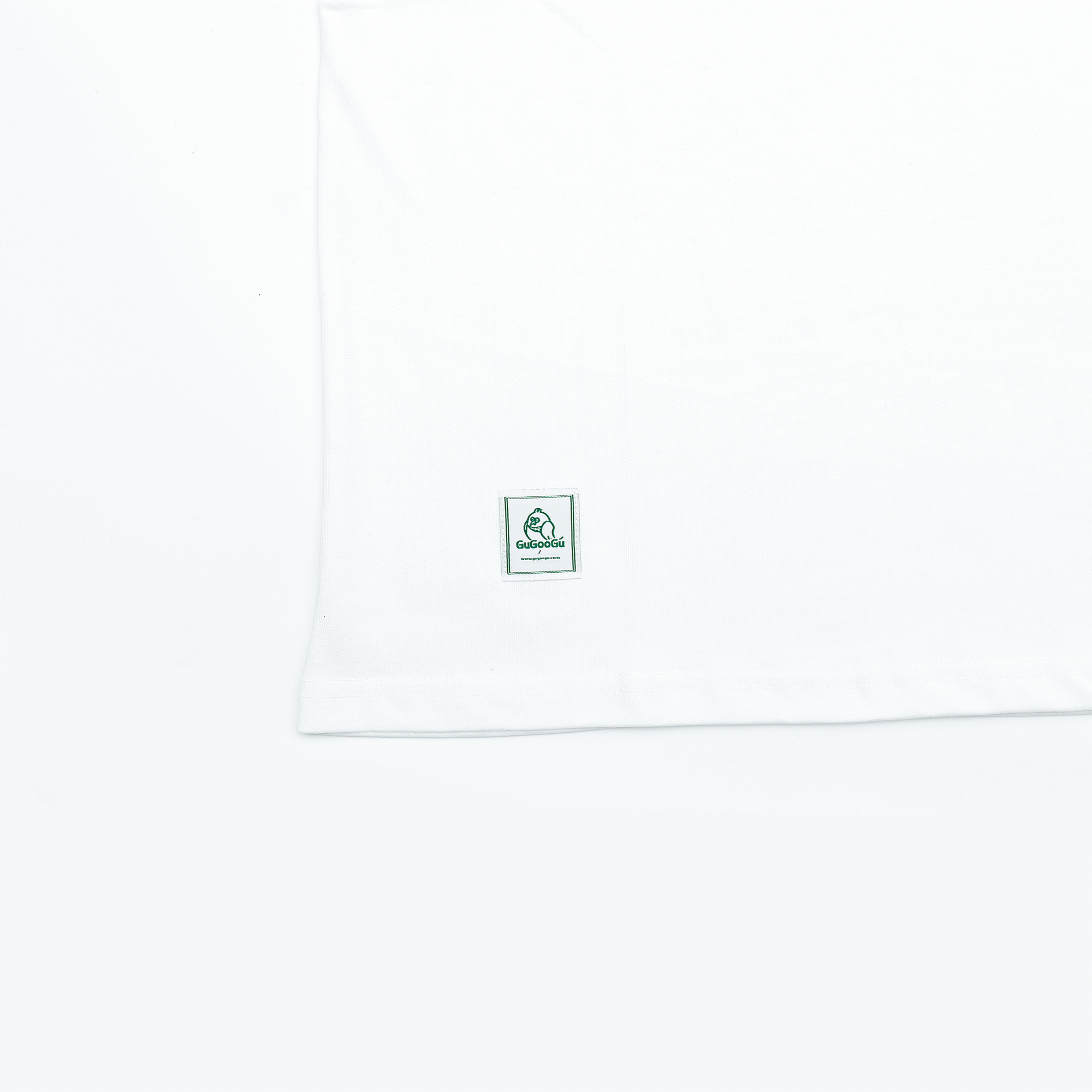 Gugoogu Peeking Bird Box Logo Slim Fit T-Shirt | White | Hong Kong Original Design