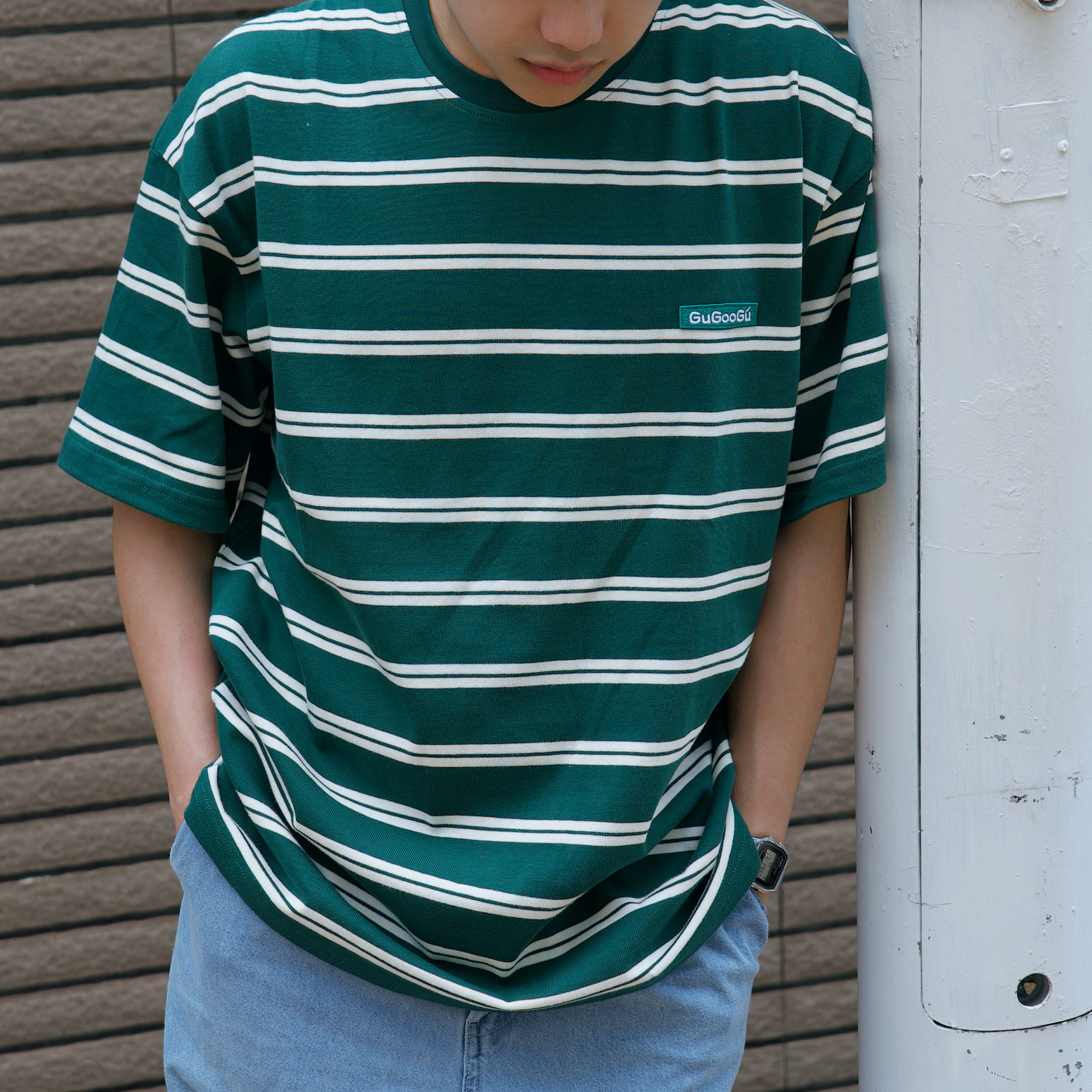 Gugoogu Striped Classic Box Logo Slightly Loose T-Shirt | Forest Green | Hong Kong Original Design