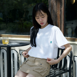 Gugoogu Contrast Stitch Cursive Logo Pocket Slim Fit T-Shirt | White | Hong Kong Original Design